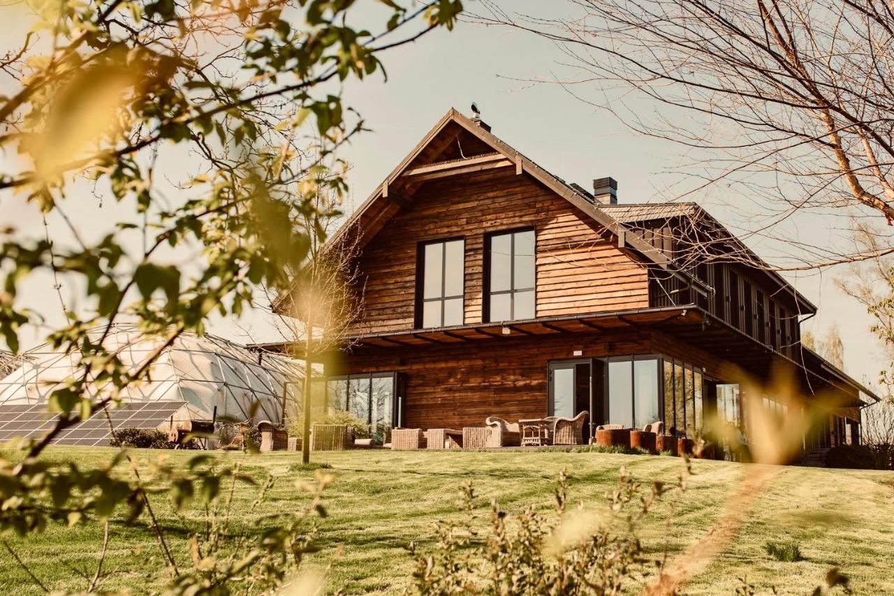 Karma House Goscienczyce Bed & Breakfast Grojec  Exterior photo